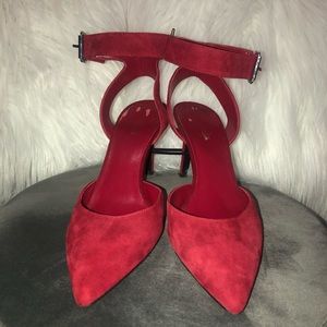 Super sexy Red high heels!
